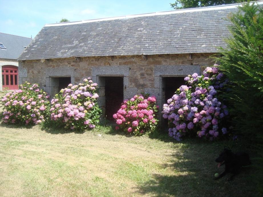 Kerbave Braz Vila Plouzélambre Exterior foto